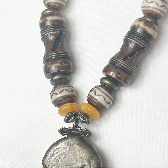 Vintage Sun Like Amazigh Amber & Bone Chunky Necklace - Picture 6 of 14